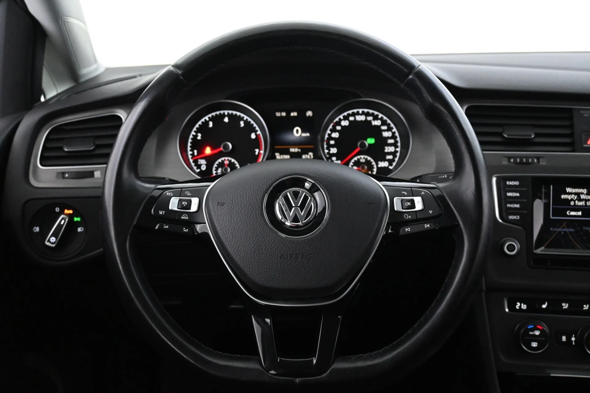 Car Image - 4ab5uD47IFdjPz5PZnKkid