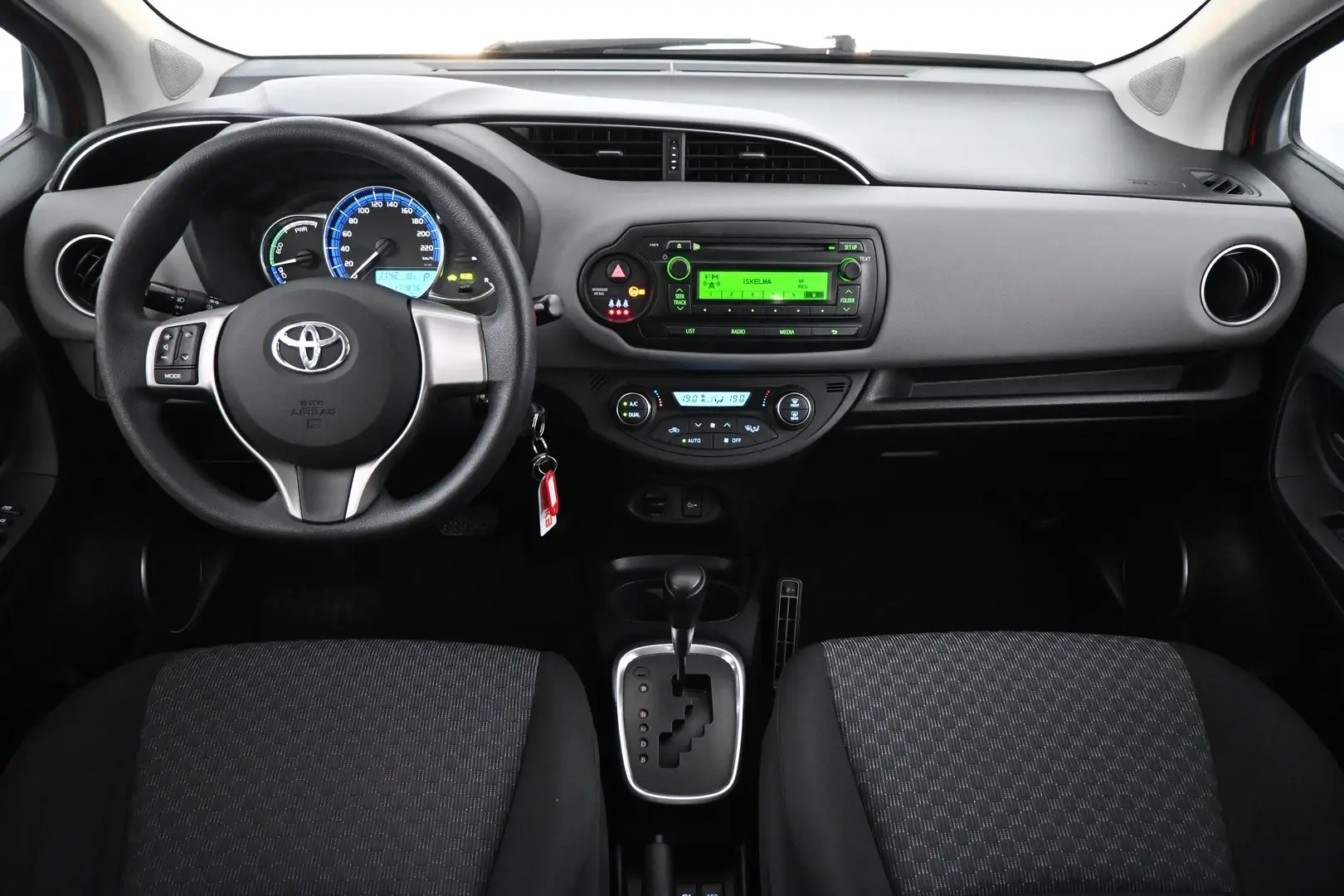 Car Image - 5YAPLAm0l1goLH6nJIq6ig