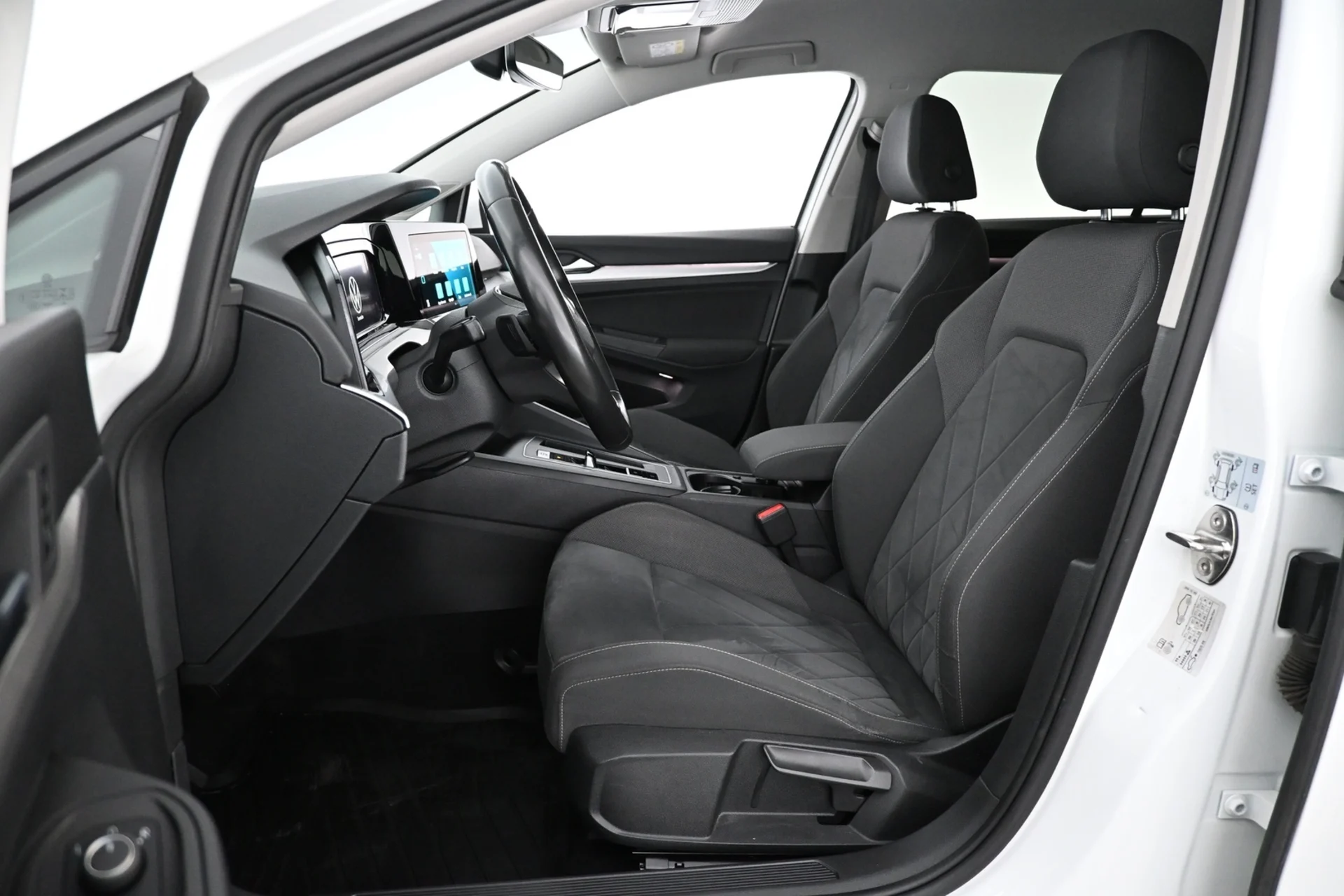 Car Image - 1c6mf4mkTDjaKwf2BcQlU9