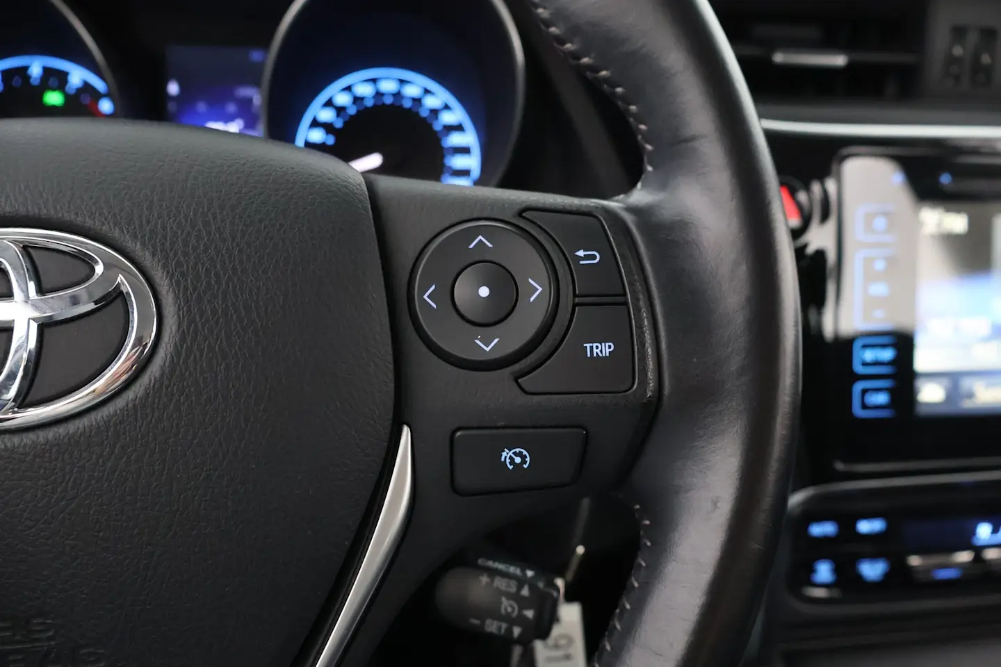 Car Image - 1l02wDbDeiGu1ZBXrU5NZp