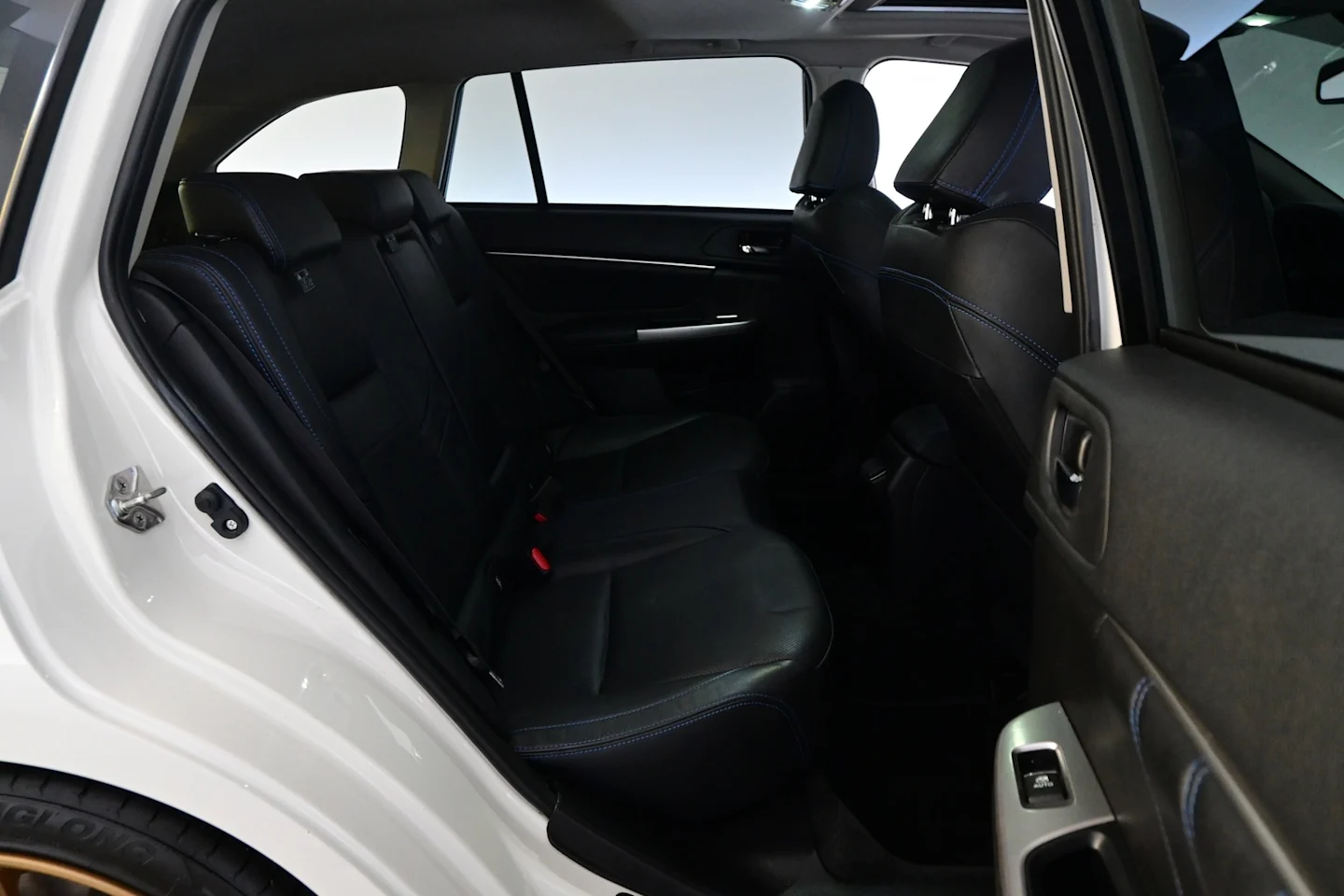 Car Image - 2OQwCNPNxdXx0mzxeiqBCr
