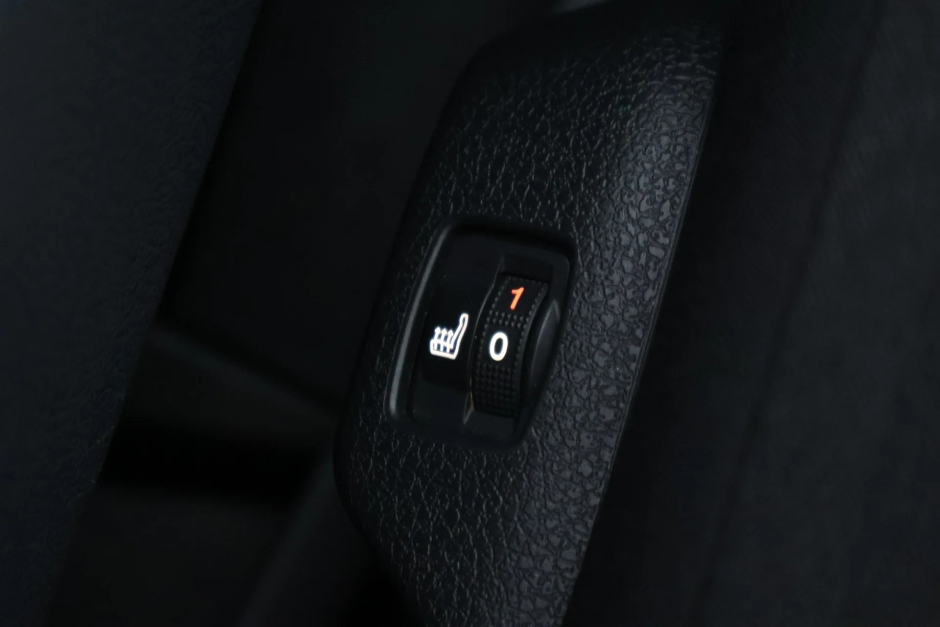 Car Image - 4ZZKWRTVqbOfCGkwo4kORN