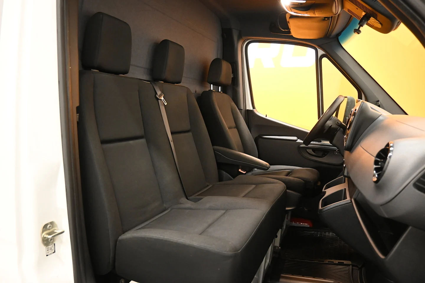 Car Image - vbgzHtpwSus8zgYDLPyR8