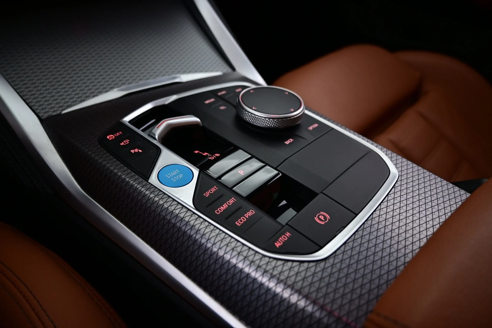 Car Image - 1f6CzTfb2bnIpkfKH0iVcT
