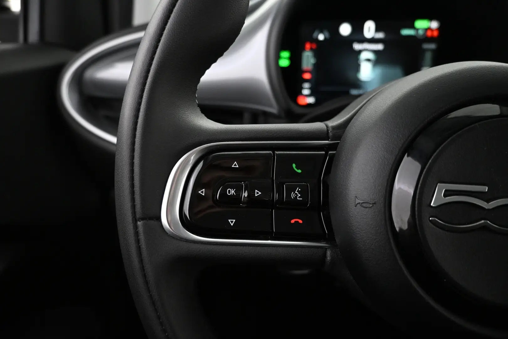 Car Image - 2N2Hk57lom9SKOQlpeJg8y