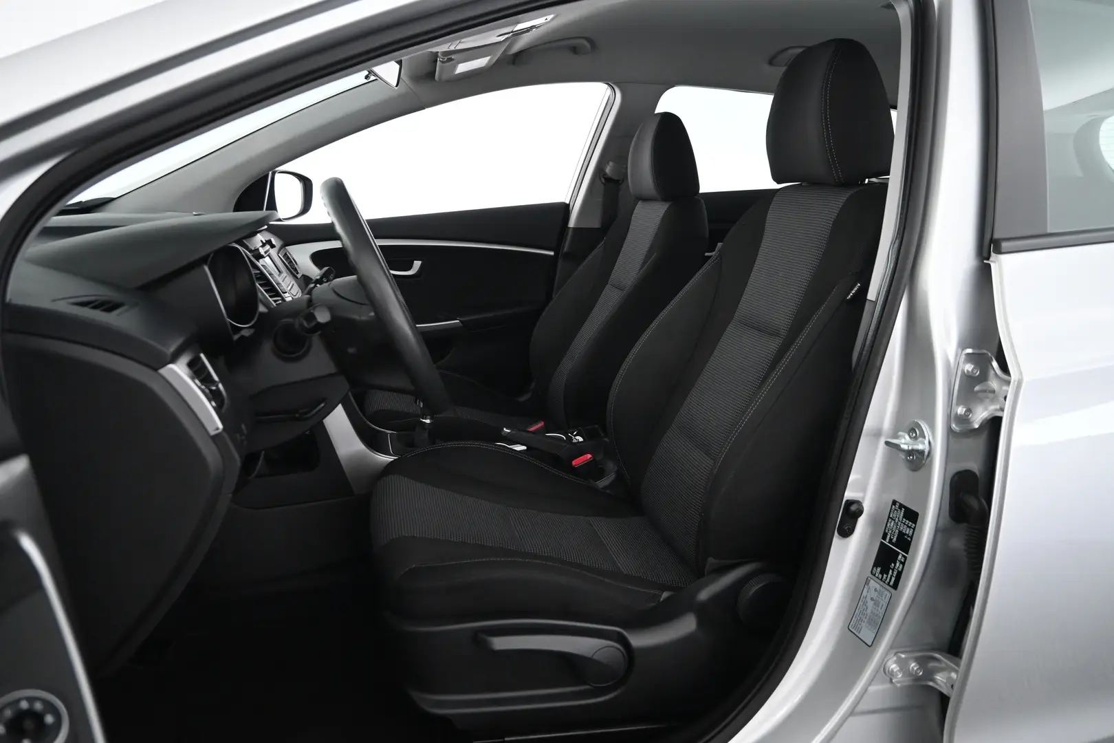 Car Image - 74uA31mwC69ItRJSgbyE29