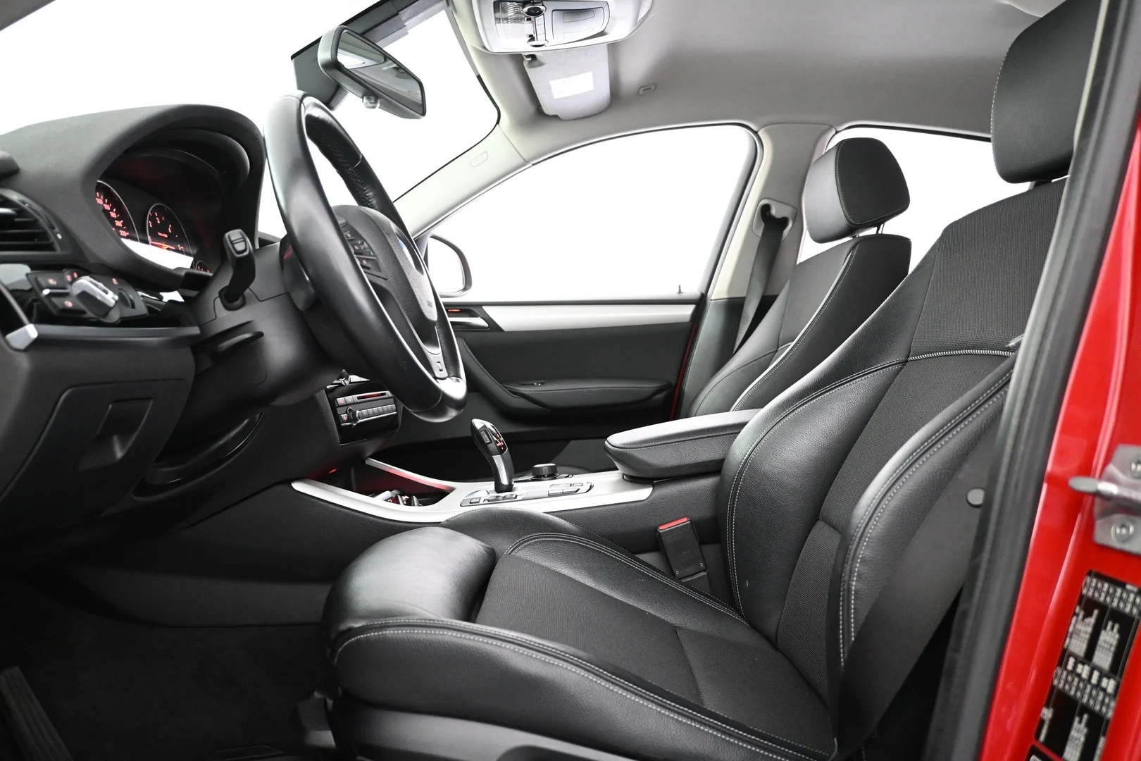 Car Image - 30XB3VVtP9wPeDobUBkx4A