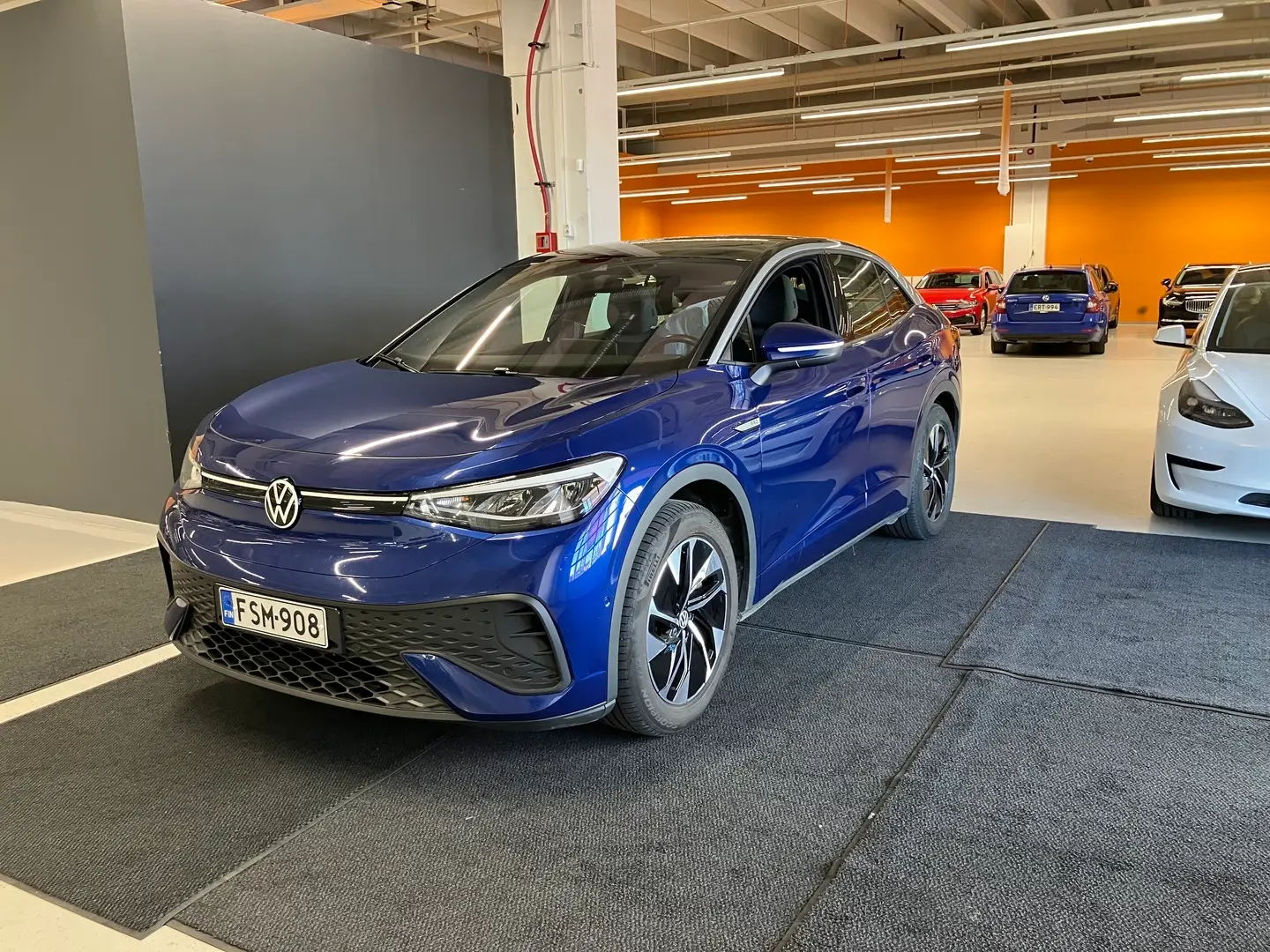 Car Image - 6w76x2zos2FLSTIoNMvY8G