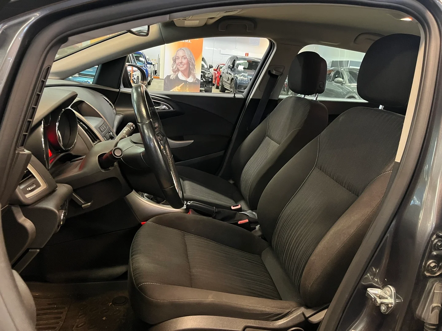 Car Image - 57yTEKKVHEcL4JNXCUx0wN