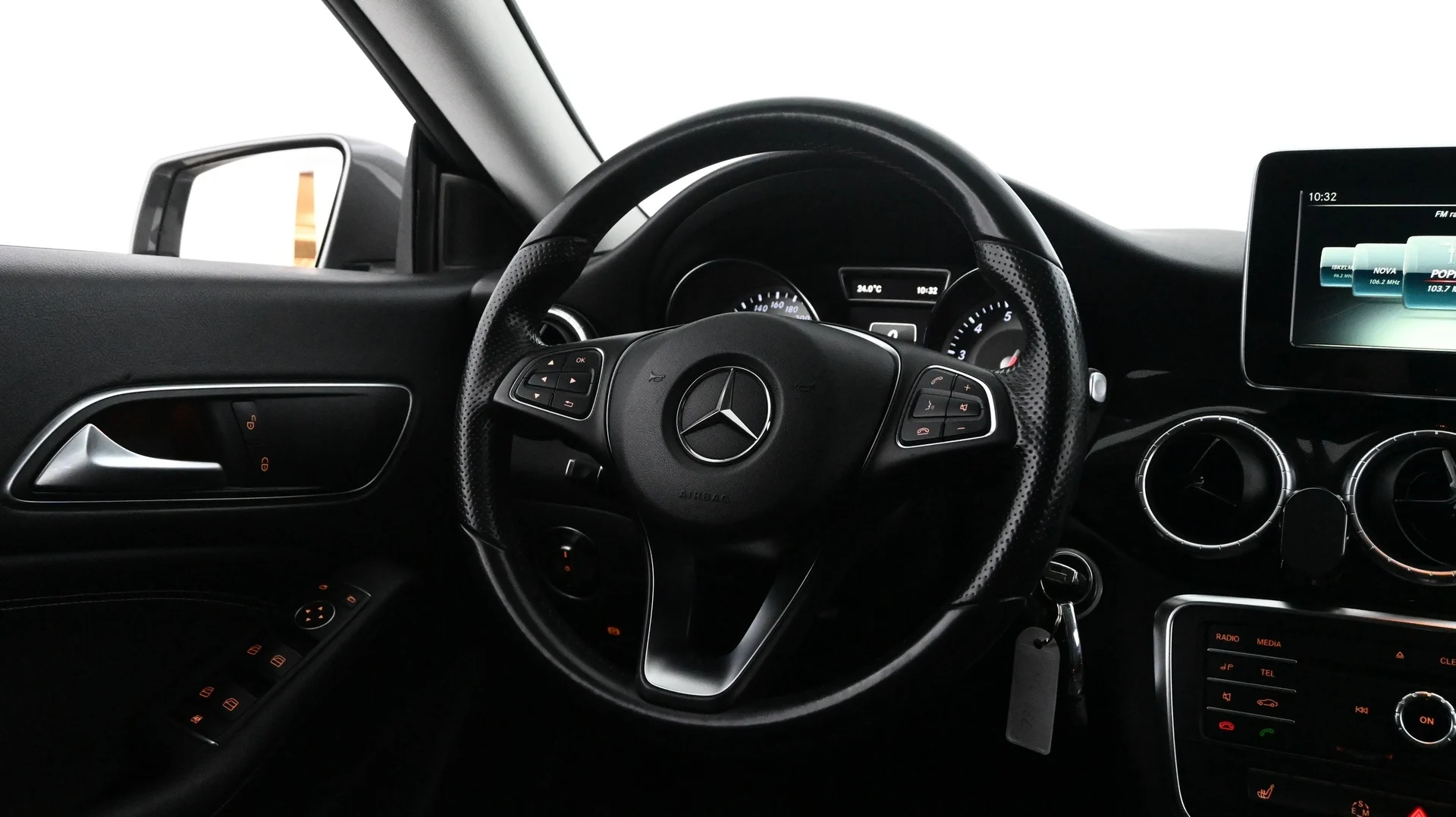 Car Image - 5uzoF9XMuAecgWl7XRrE3q