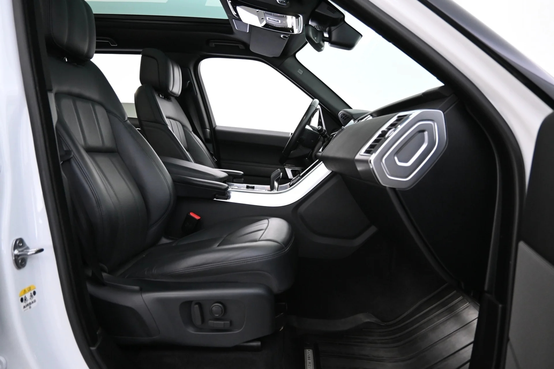 Car Image - 2rsAmmcc5fU2mnkgAfJT8Y