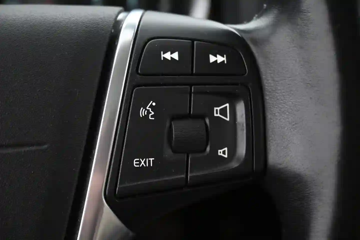 Car Image - NdqnWWmUYow3LkvZromhU