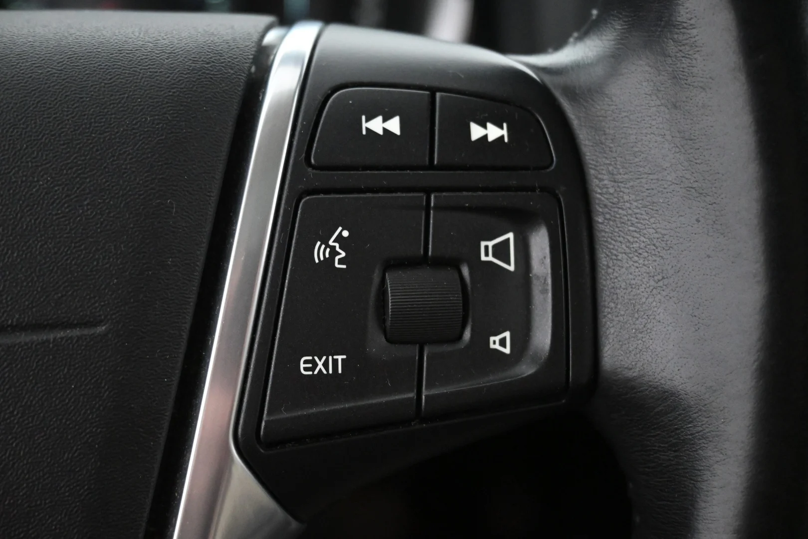 Car Image - NdqnWWmUYow3LkvZromhU
