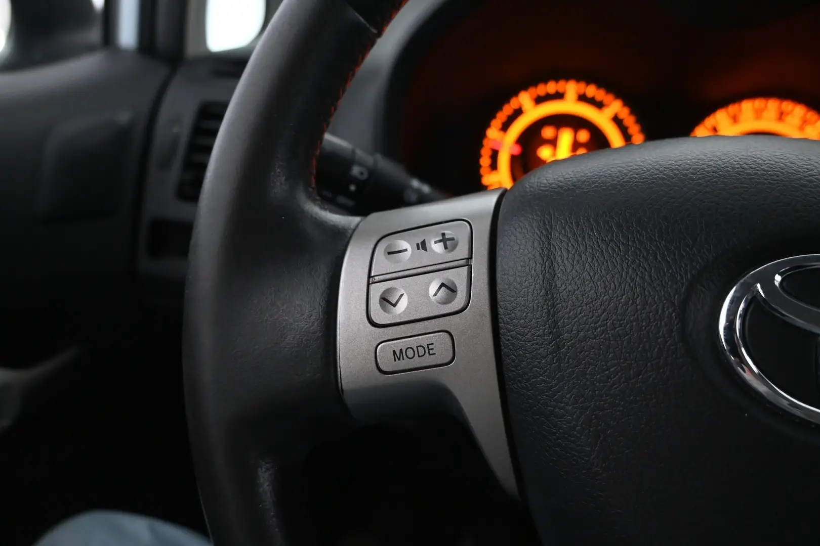 Car Image - n1fF1Q7eegPF6NBWN2uaK