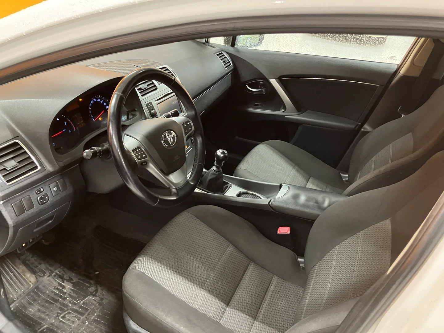 Car Image - 6xPneIVO0QQoy3Zzlpu2OF