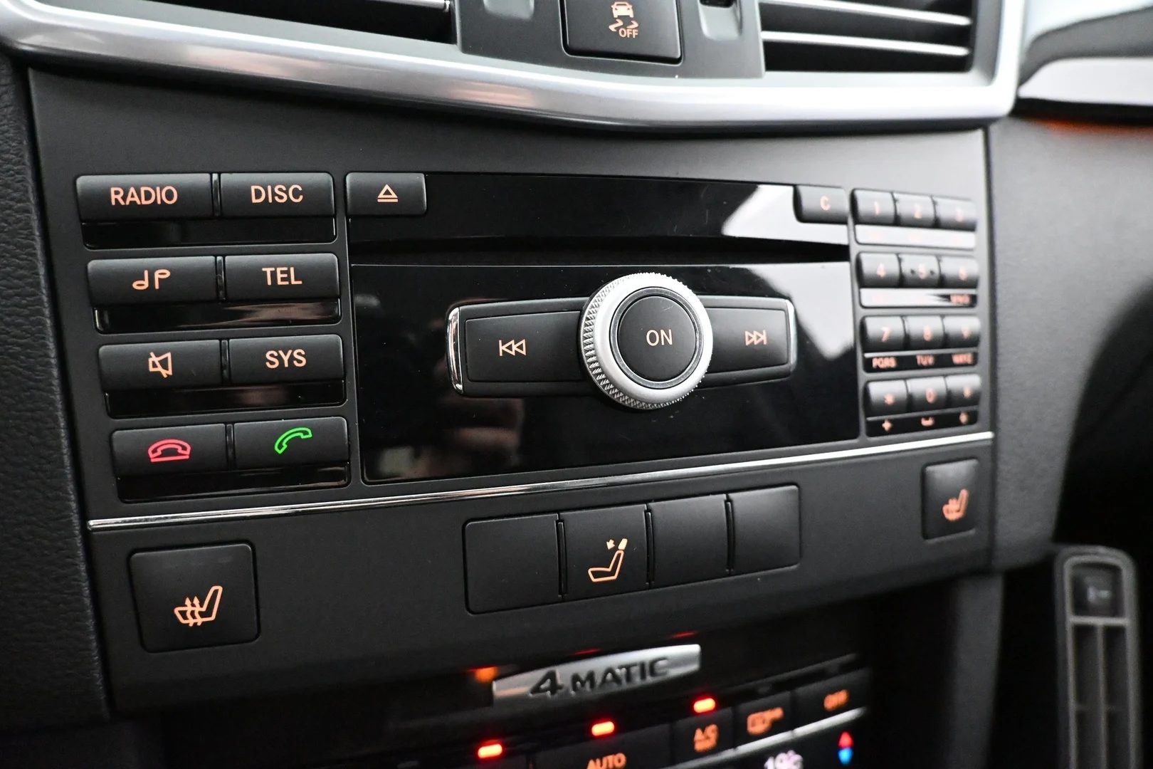 Car Image - 1FRUAW9MdCHkziJIwTnlvD