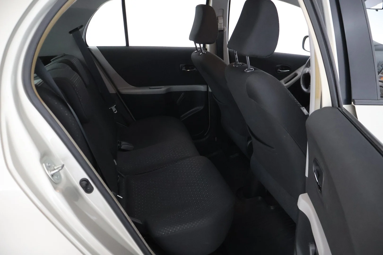 Car Image - 1eyblZMsy05ZMO0QzhfVoz