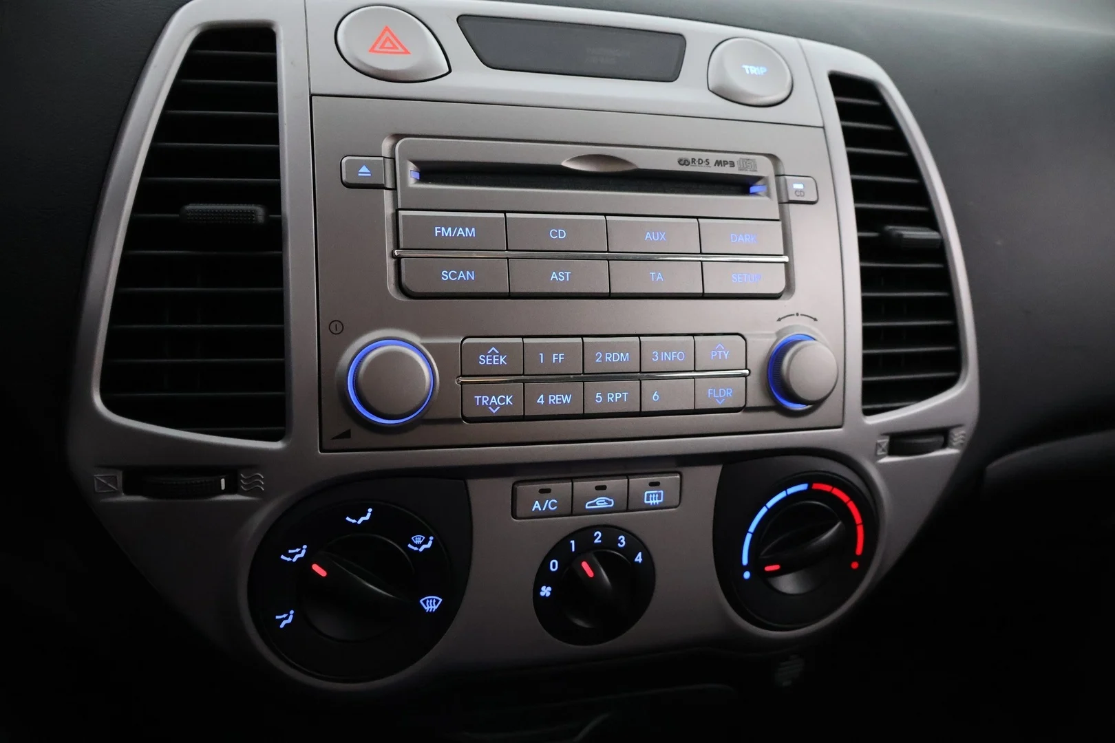 Car Image - TbObEnlqyZ7PuNFly5sY3