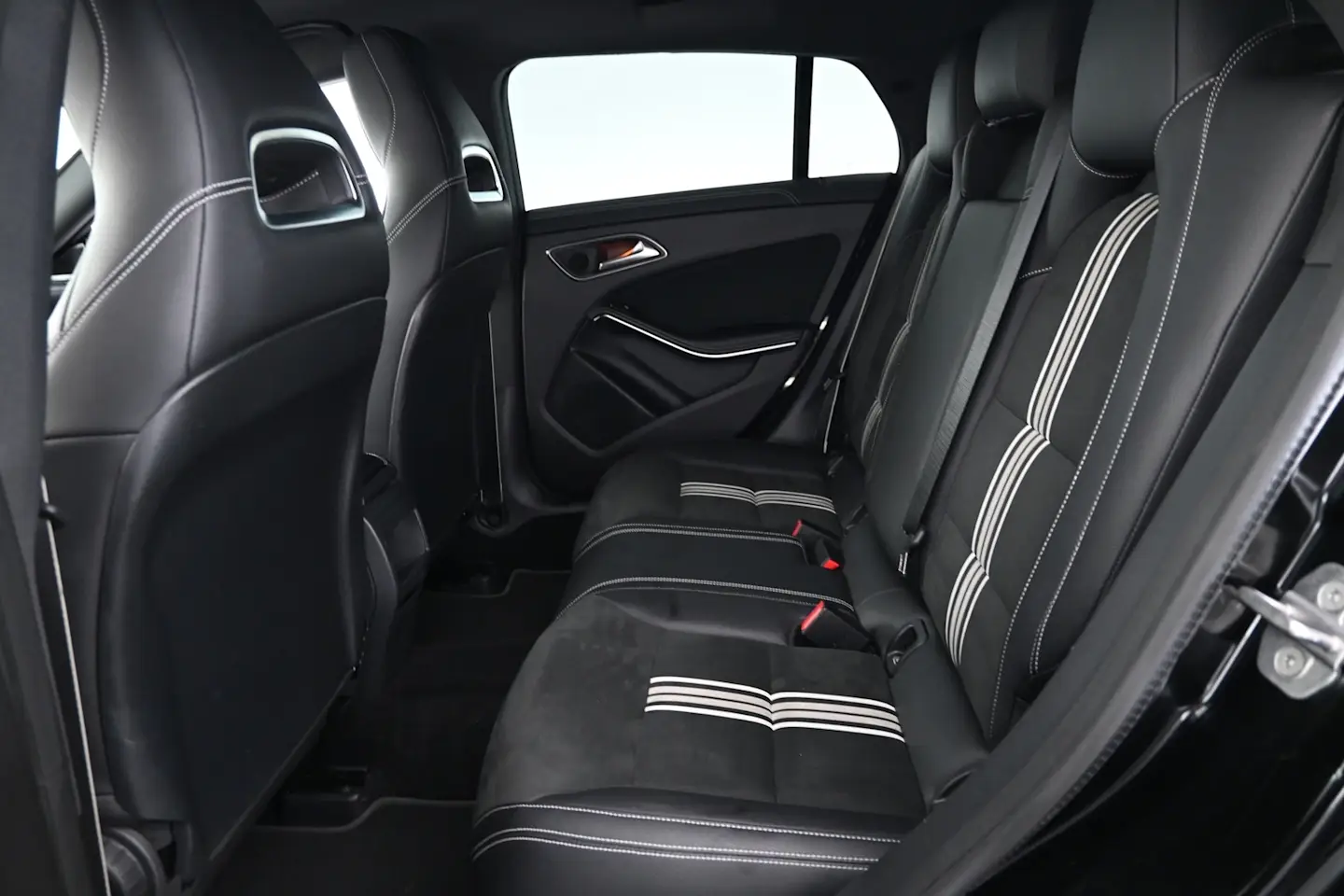 Car Image - 3H2PrkJueW3AaOOBtgKe6q