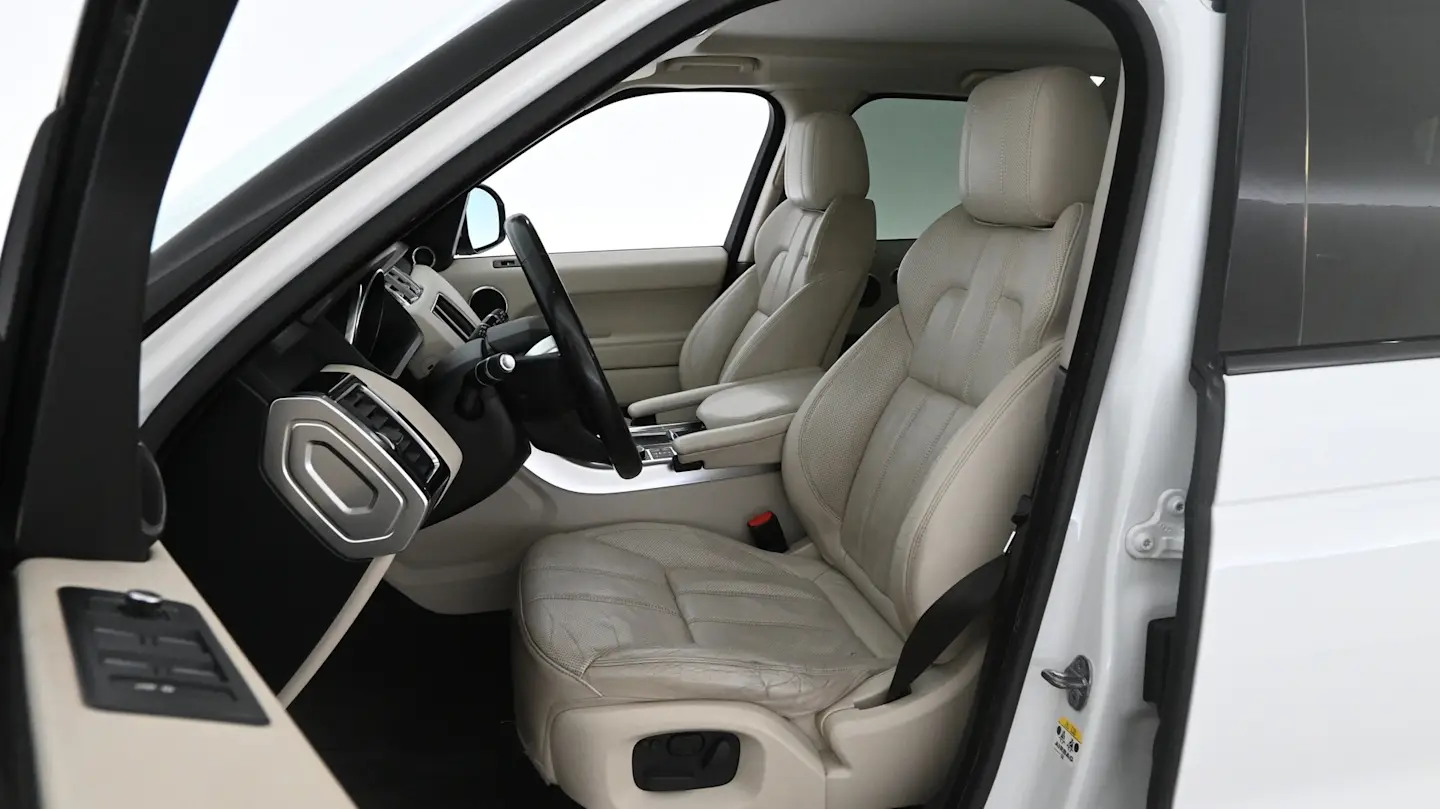 Car Image - 7fwqLXsFxd5ZdaLkh1emn1