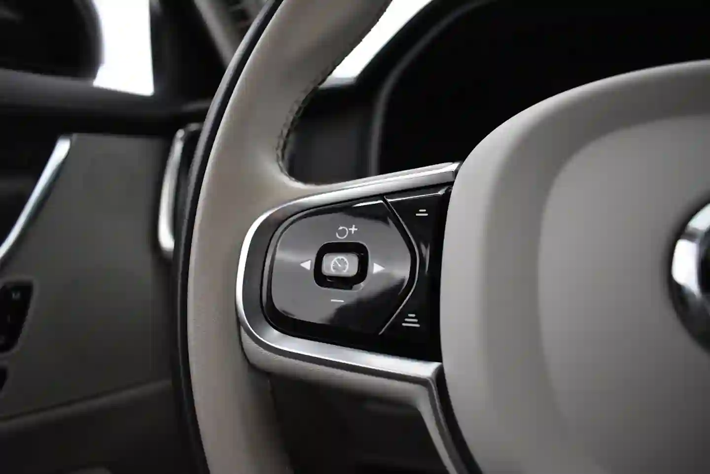 Car Image - 1xKQwIVk54zlvsoHlETM36
