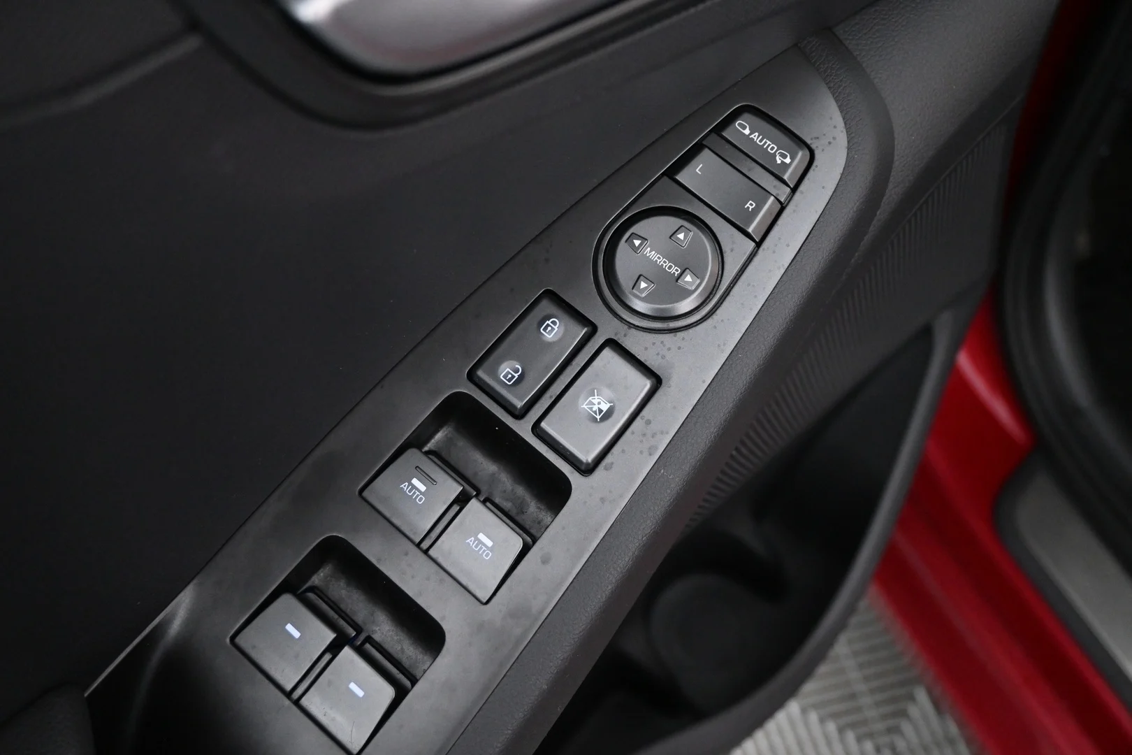 Car Image - 4nRuxInTCapJ3TkRJbeRA6