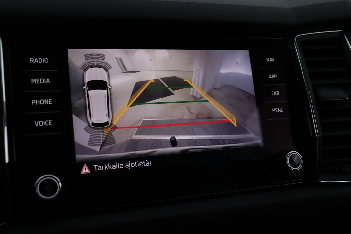 Car Image - 3l7qi35WMkKR14CNmscxGZ