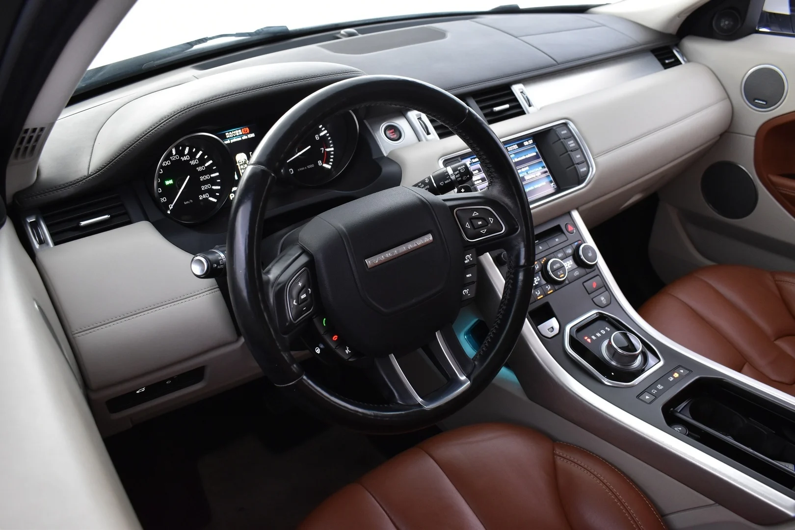 Car Image - 2WXZHwjTwVuNNoTBmAbvHF