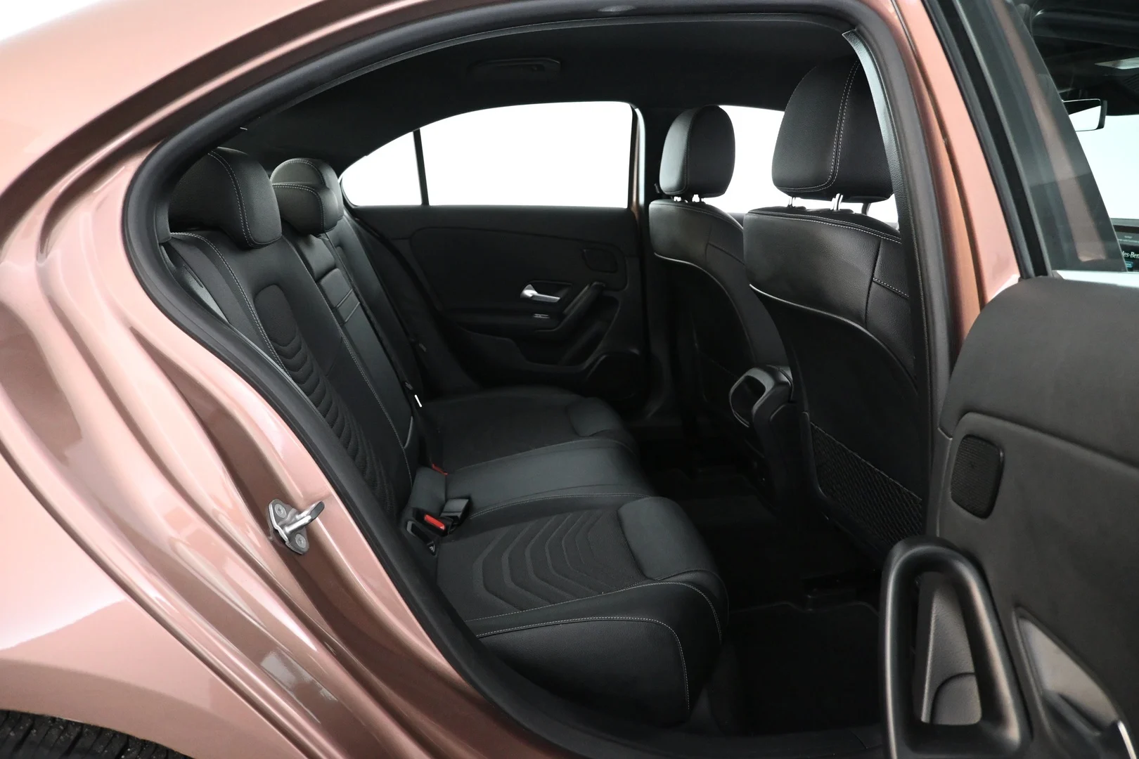 Car Image - 2TjrwrtdmXWq2lDrFkKNbJ