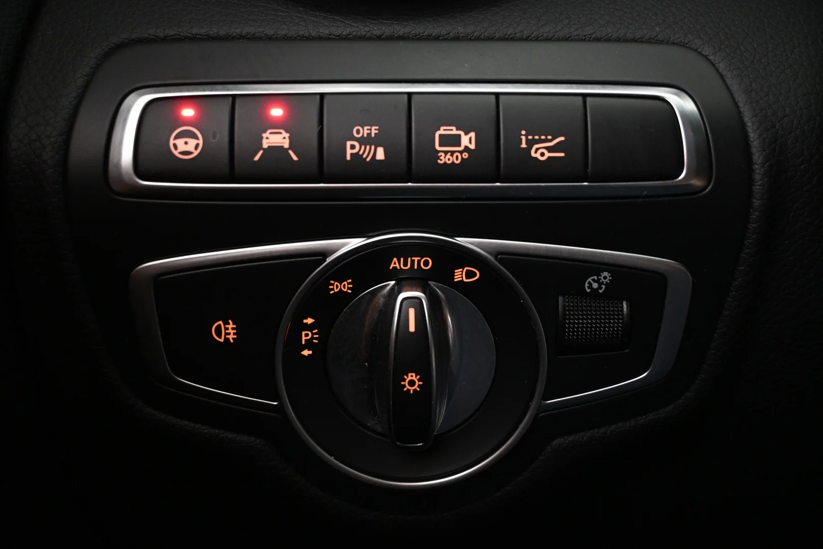 Car Image - 5Eg3bkpwyRfyPZZDrzSPdJ