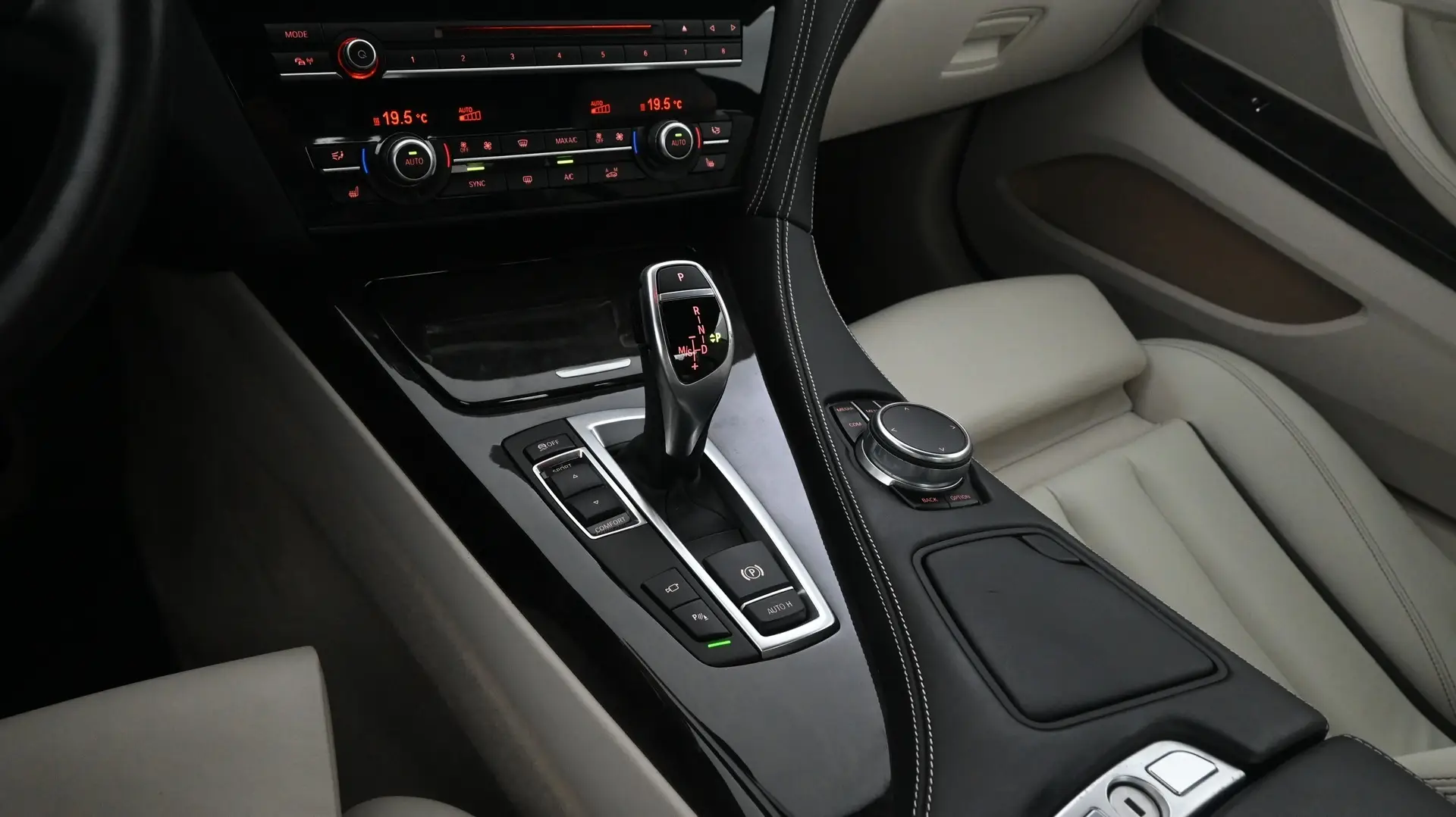 Car Image - 2KxGU6n3yRiYt79PdXljEY