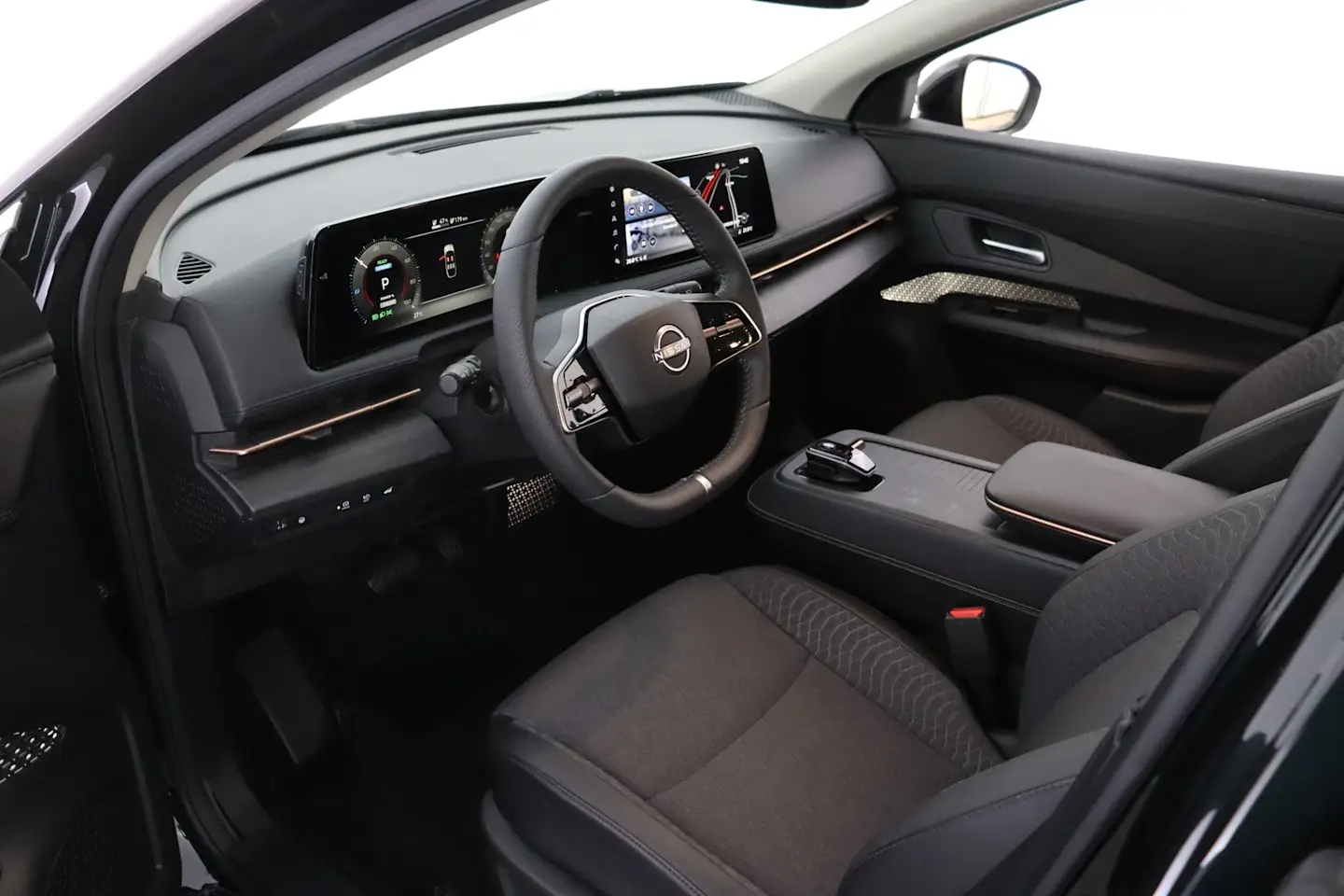 Car Image - crbKO7U2NHkyz48F8DxKy
