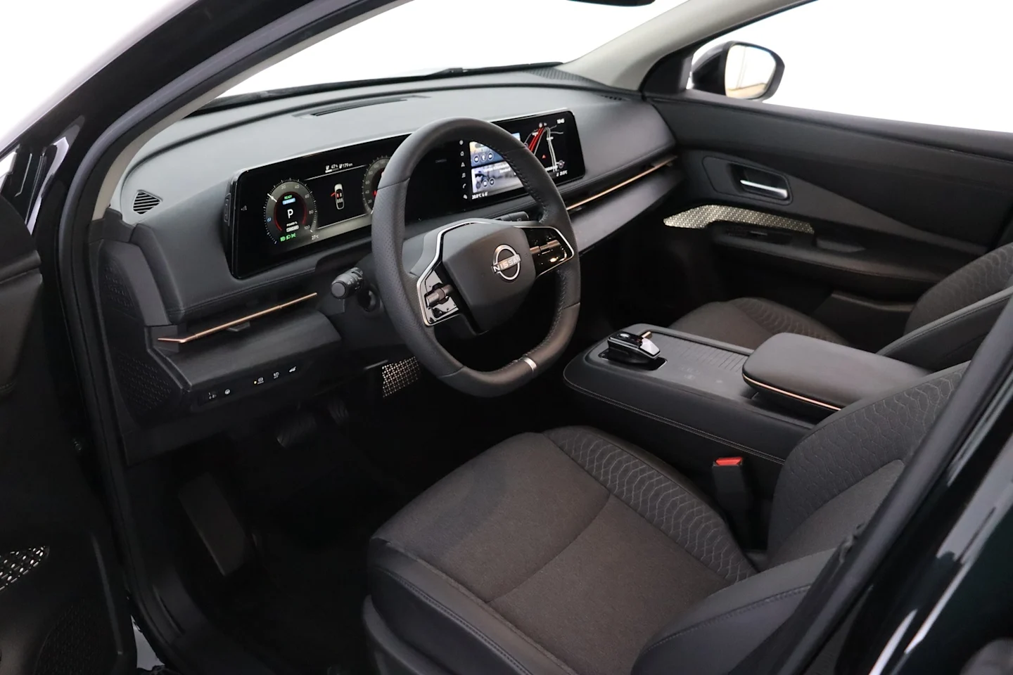 Car Image - crbKO7U2NHkyz48F8DxKy