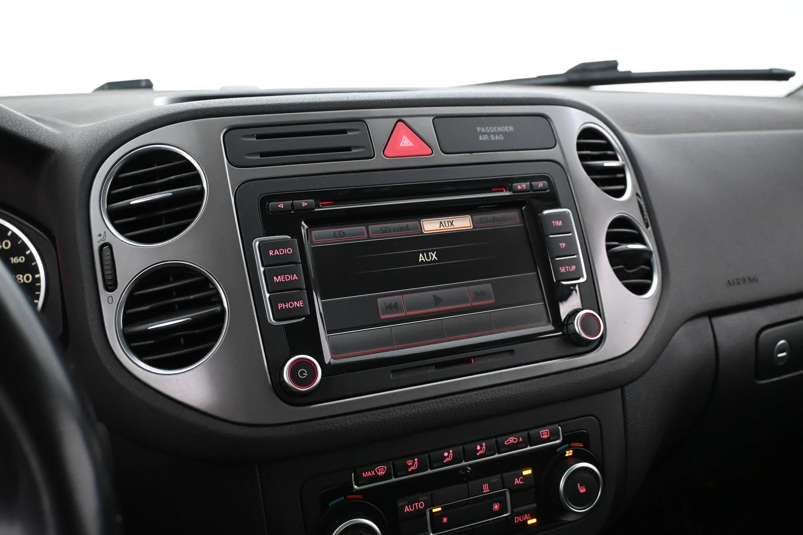 Car Image - 5JGv8hNTzPsQAuT4Xvej22