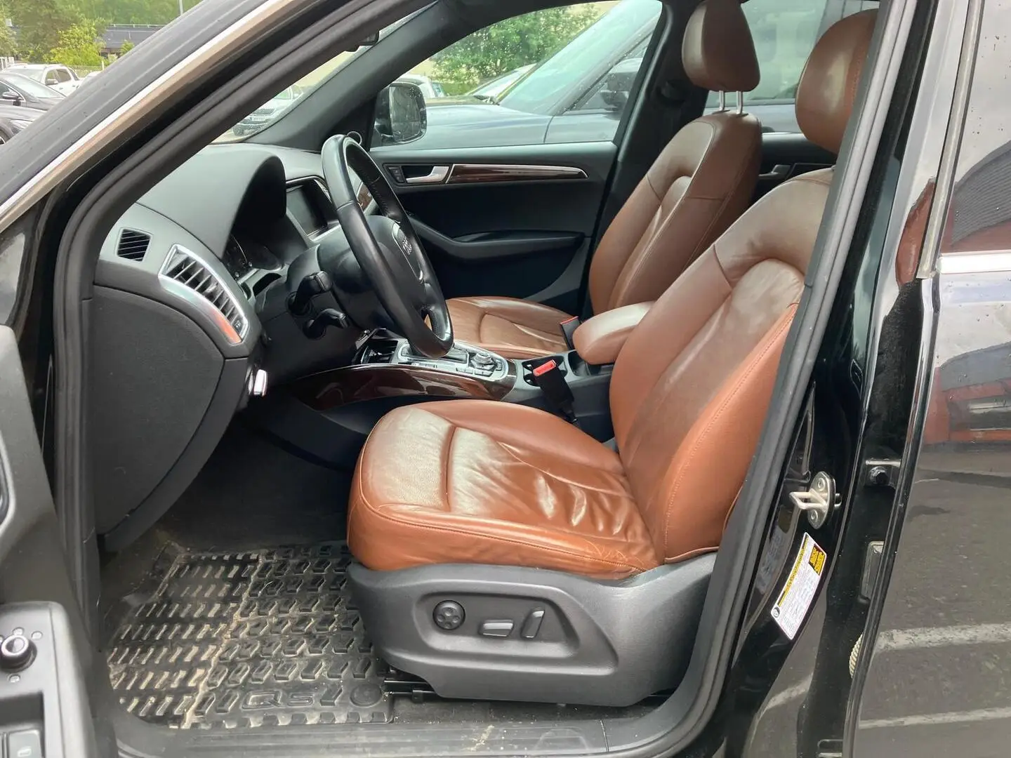 Car Image - 5REPqnjwyohZsLdfAYZXXD