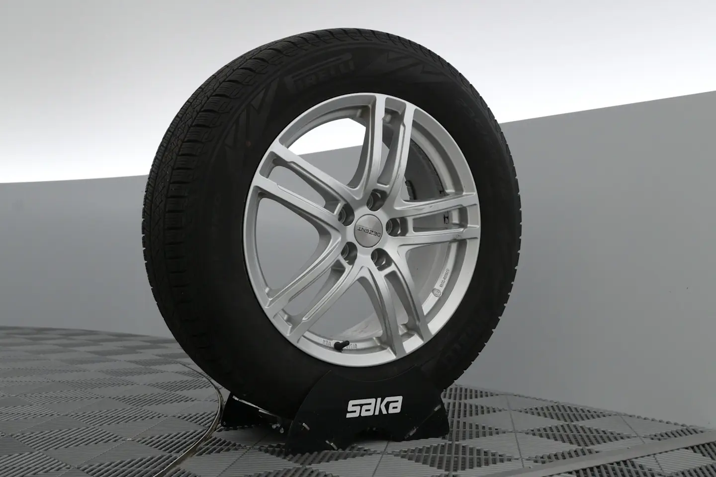 Car Image - 20P0X5j1Zr6QI8VzAyKrYl