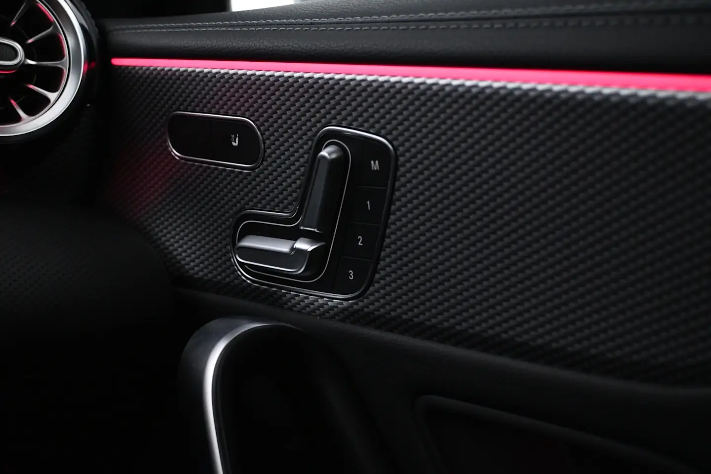 Car Image - 4SKVuzp1TruNs6XZrwOXKh