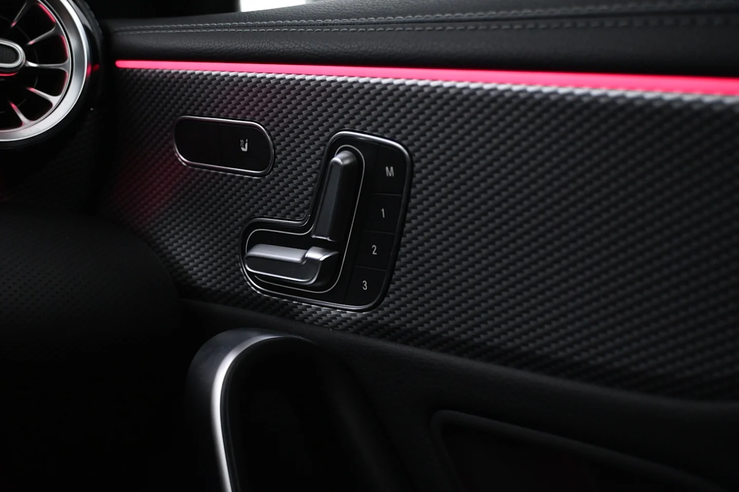 Car Image - 4SKVuzp1TruNs6XZrwOXKh