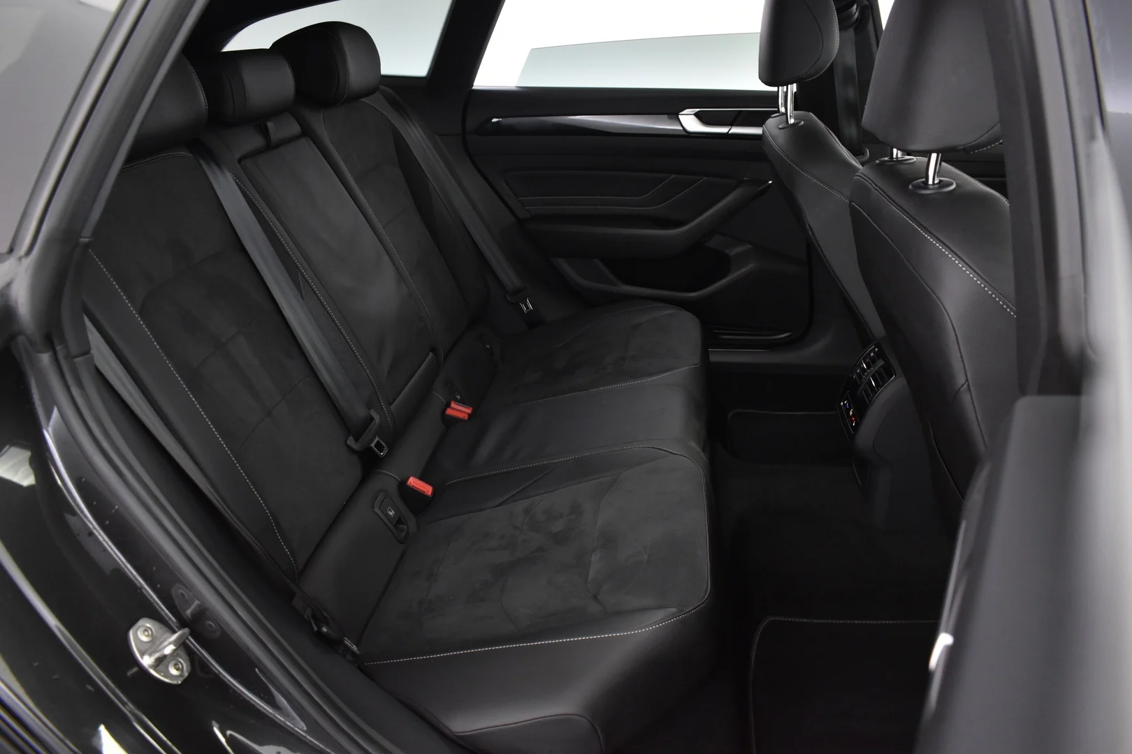 Car Image - 3DKbJqHFE3MT8FcfIf3Sap