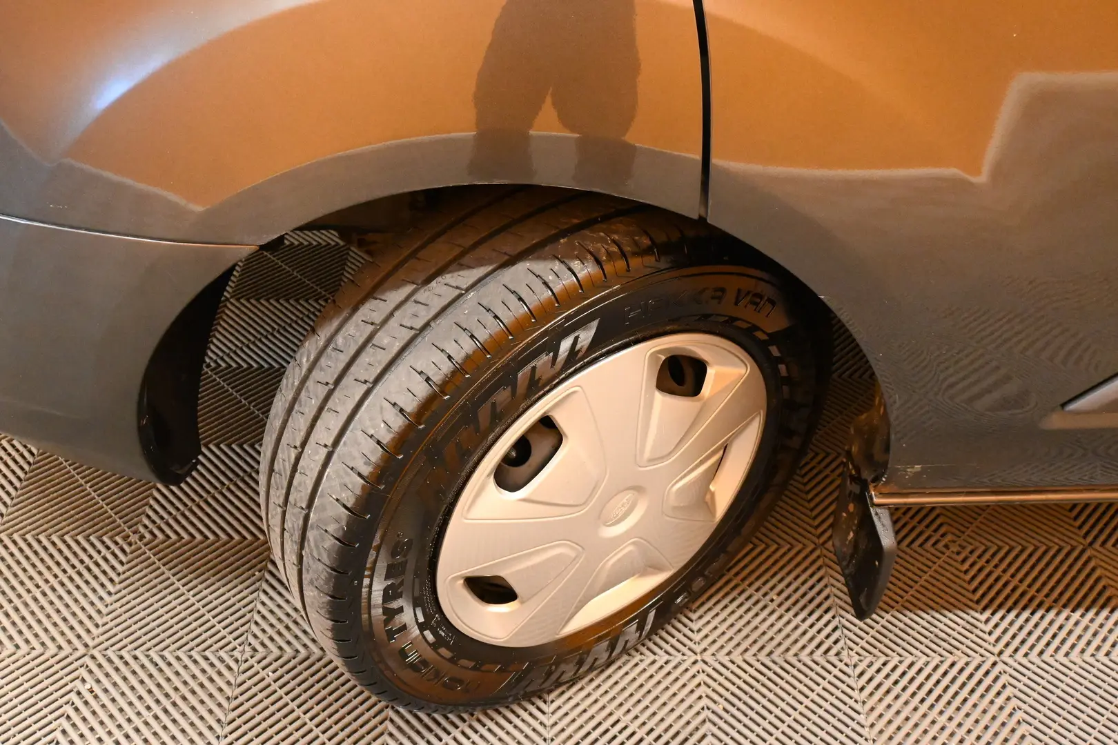 Car Image - 3qCfhIOGvQ7PjgnrRtT457