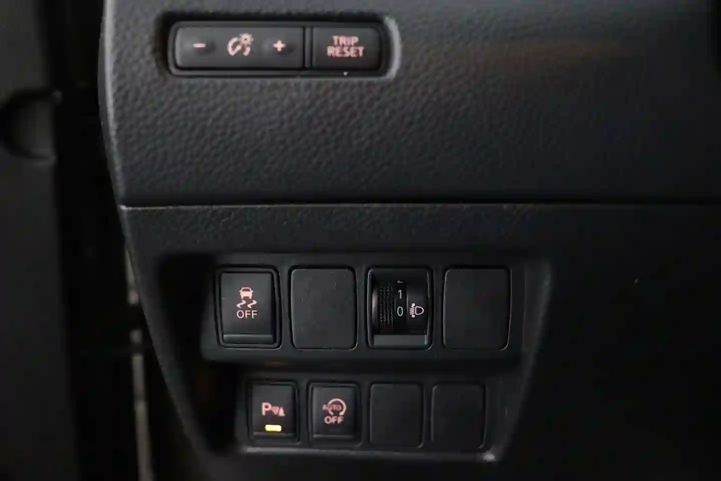 Car Image - 3Hs2nZoUeILBt8pUlAzxw8