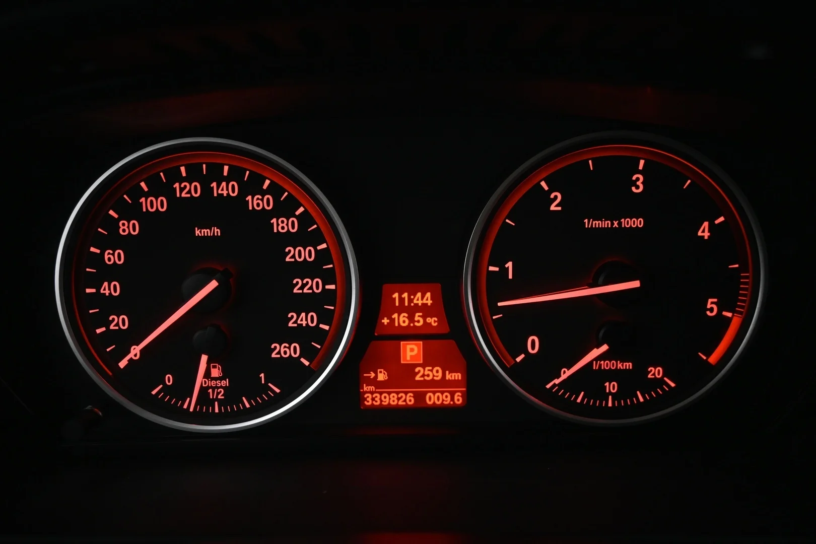 Car Image - 45L9taAcQMNZaRISZLudPR