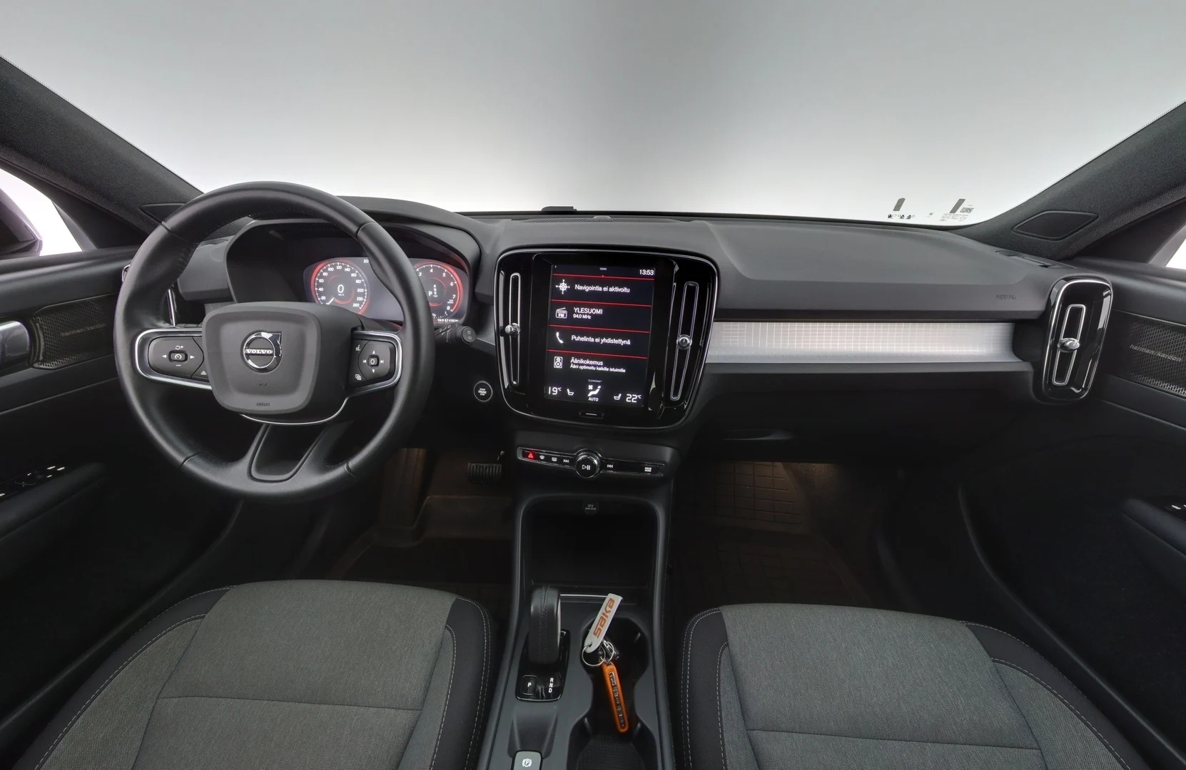 Car Image - 5gCJb8pGcarHuStHQENLQp