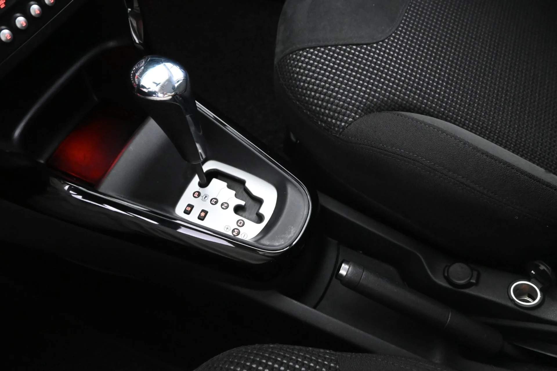 Car Image - 7yOmwbCIsbClB3ZplDAURK