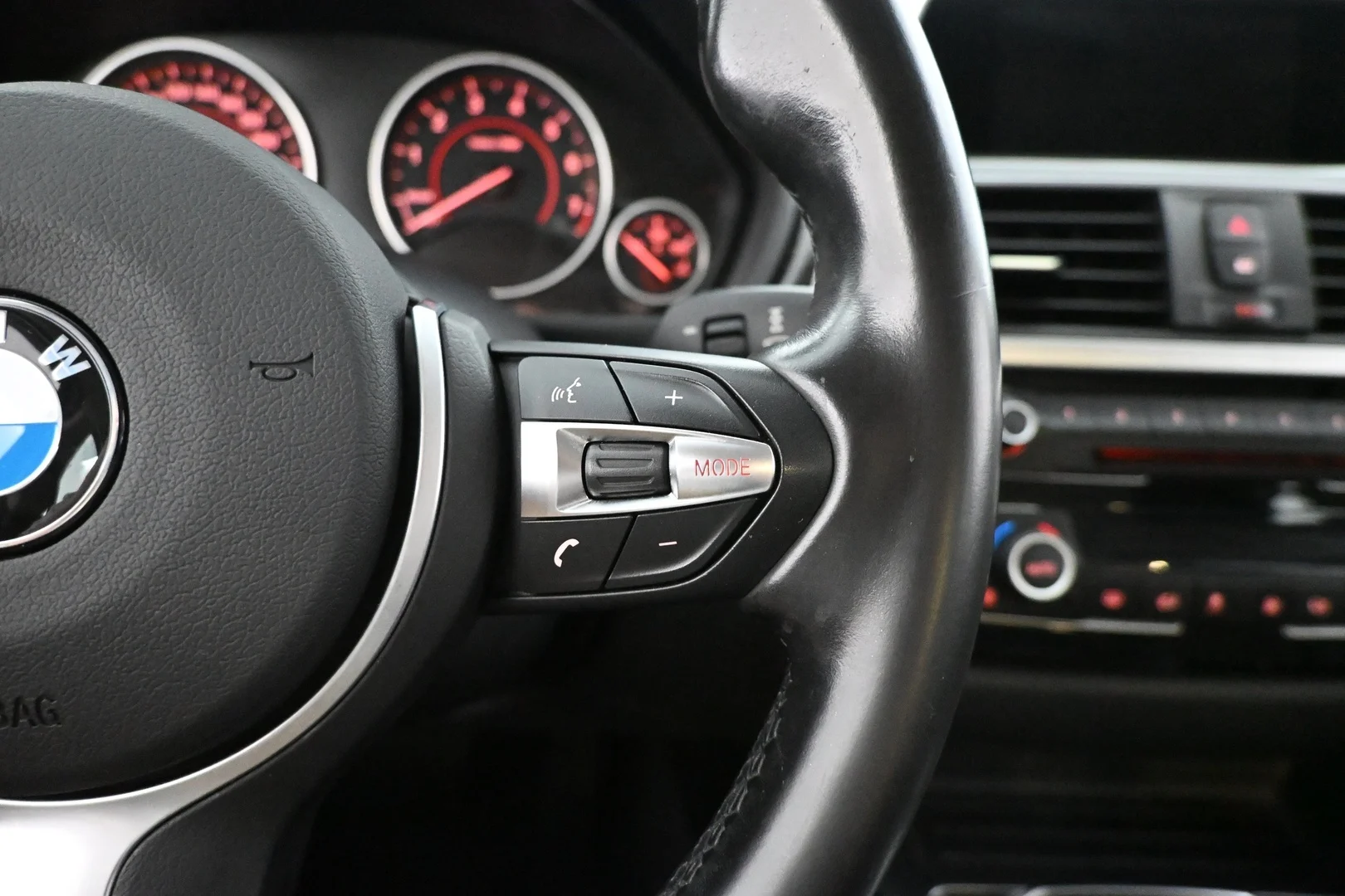 Car Image - 15JcEBgWUlgB0Wd8dvw92F