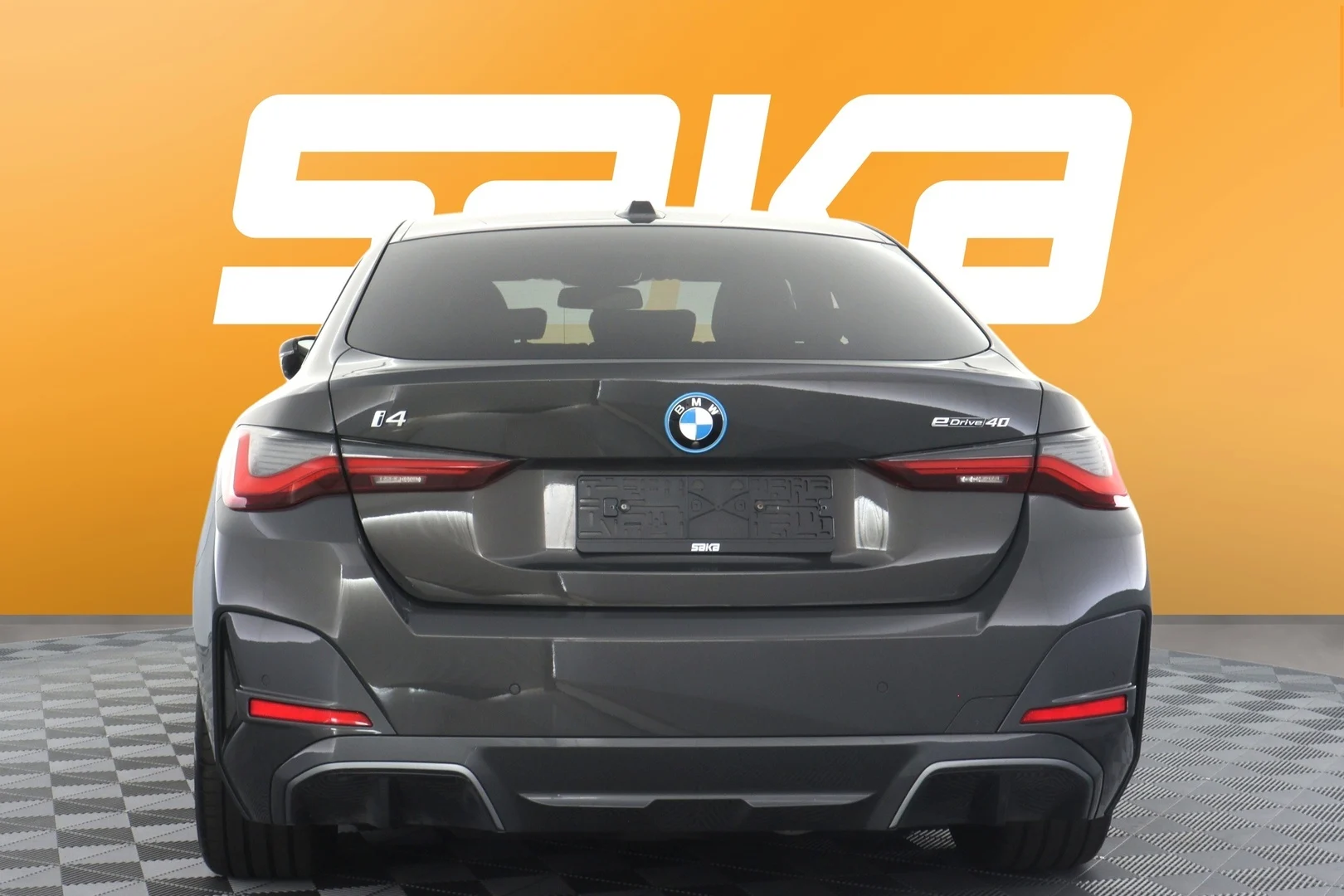 Car Image - 1uvXReesCTrnAU9nTAspw8