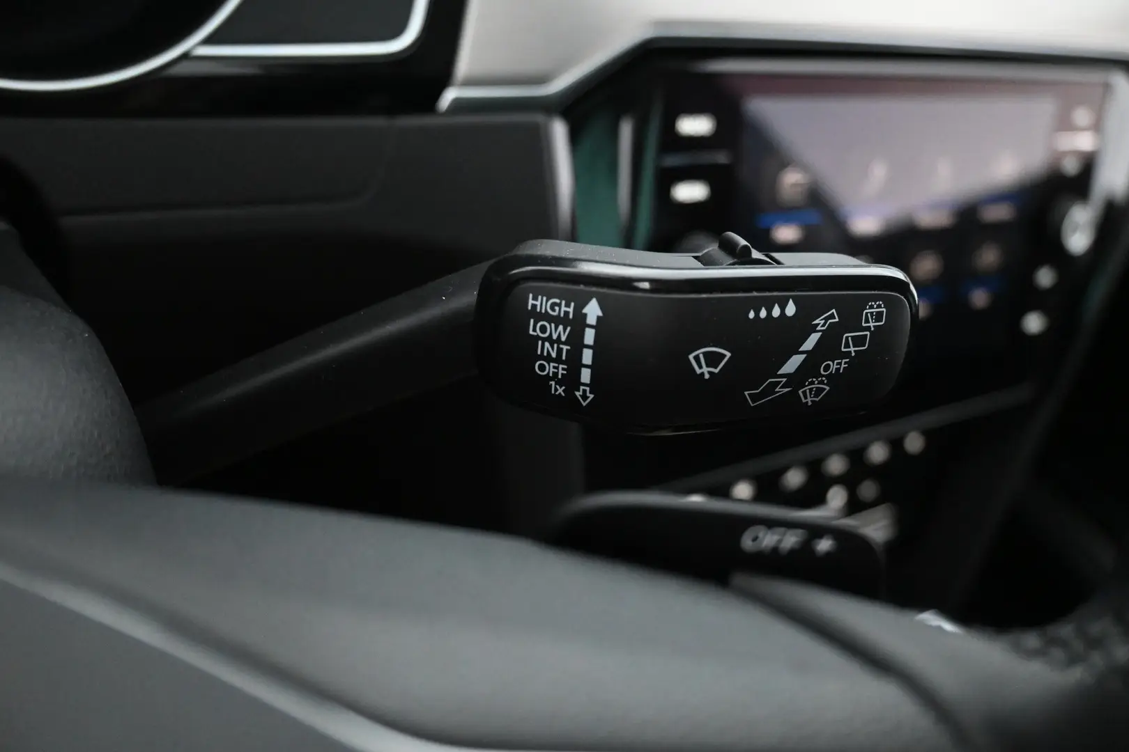 Car Image - 2geqohTM1Z88ld4B2PLO1M