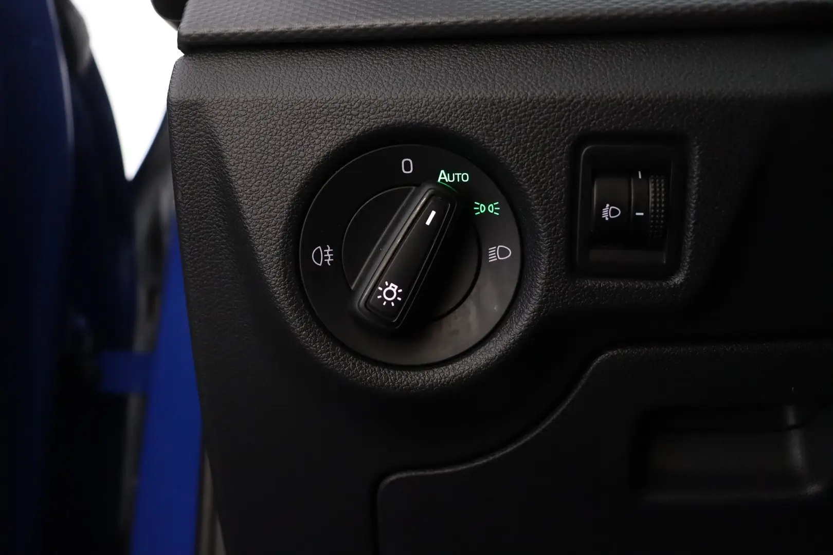 Car Image - 3XnBfCoR9uCQdhd39xJqCi