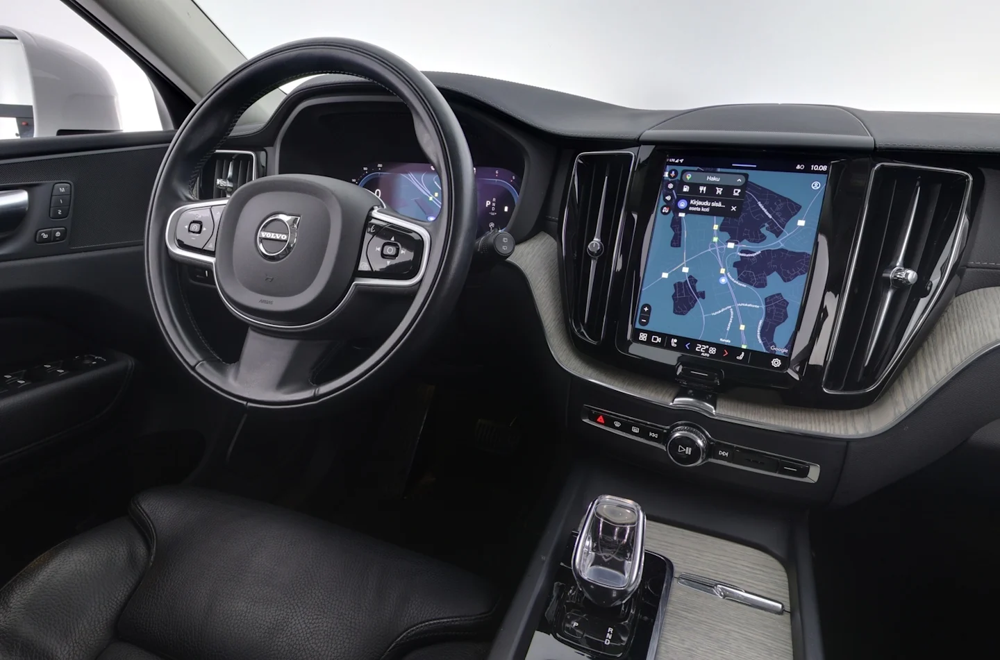 Car Image - m2boAQbSxQxH1pFwrENaH
