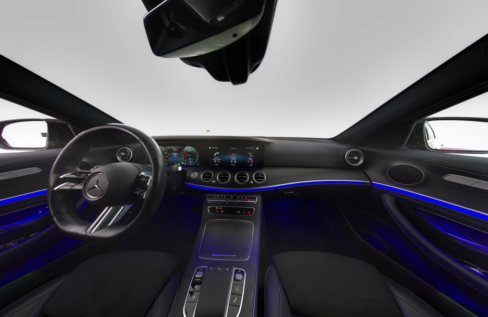 Car Image - 1Zfshb6GMeyatbch5xtbsX